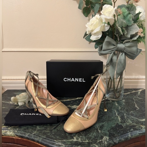 Vintage Chanel Beige & Gold Lace Up Ballerina Cap Toe Pumps - Picture 3 of 5